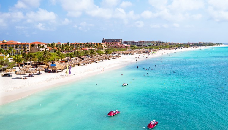 Aruba-Eagle-beach