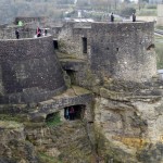 Blick auf die alte Festungsanlage über den Kasmatten
