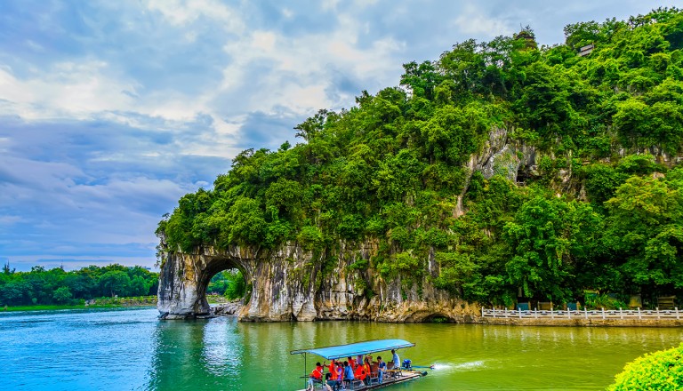 China-Bamboo-Rafting