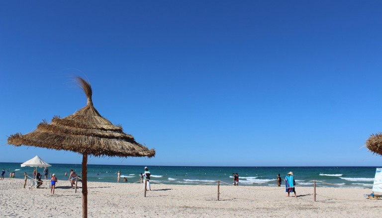 Djerba - Tezdaine - Plage de la Seguia