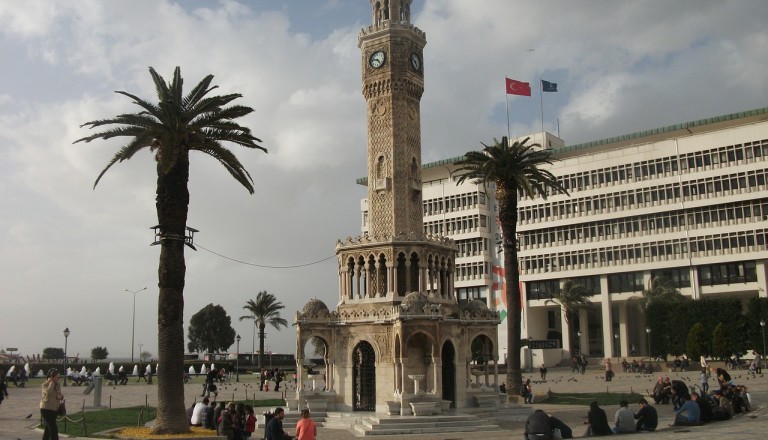 Izmir - Uhrturm