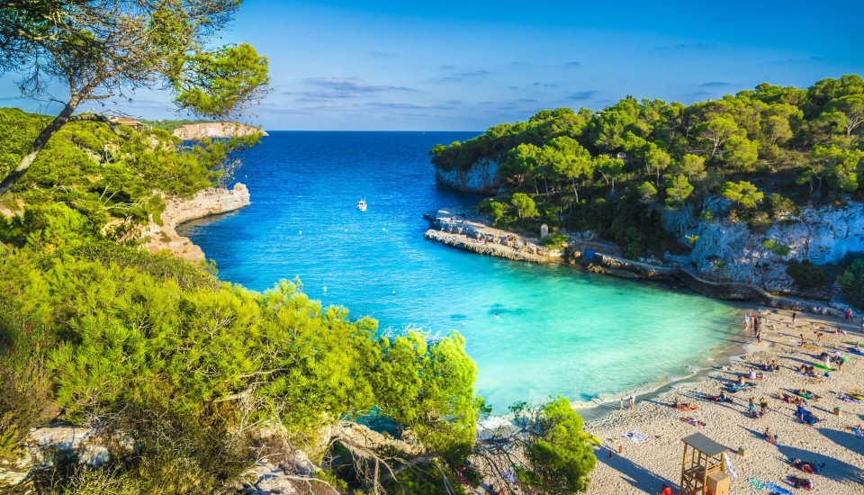 Mallorca - Spanien — Super Last Minute nach Mallorca — z.B. im Paguera, 7 Tage ÜF schon ab 355€ buchen