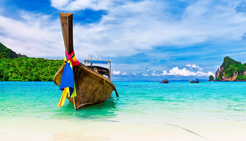 Thailand: Insel Phuket - Thailand — Urlaubsparadies Thailand — z.B. im Karon Beach (Karon Noi), 12 Tage ÜF & Flug schon ab 956€ buchen