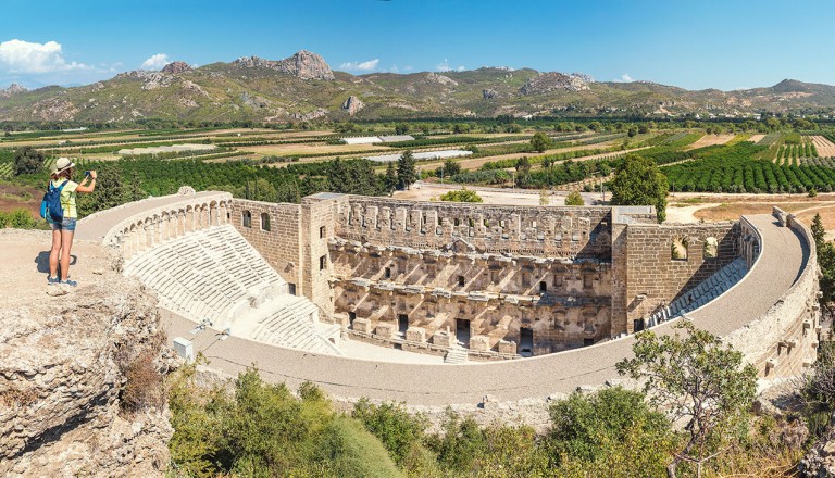  Side-Amphitheater-von-Aspendos