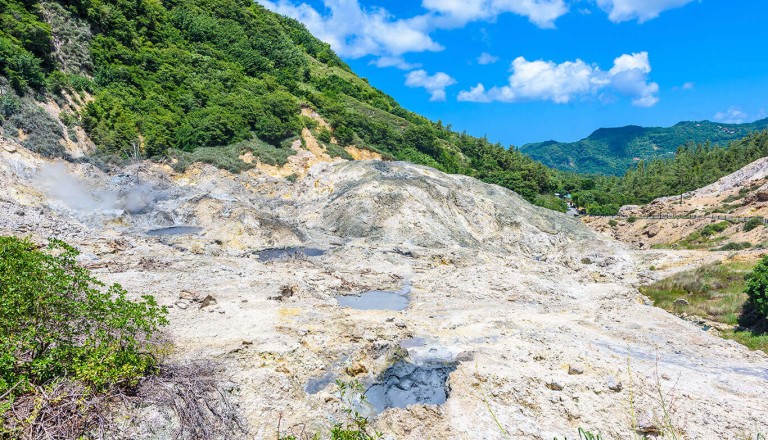 St-Lucia - Sulphur Springs Park