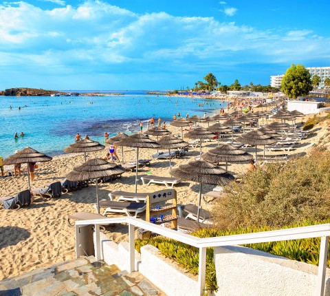 7 Tage Frühbucher Strandurlaub auf Zypern inkl. Flug, Transfer & HP