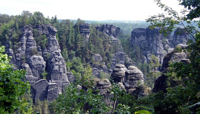 Der beliebteste Aussichtspunkt im Elbsandsteingebirge: Die Bastei