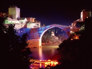 Bosnien, alte Brücke