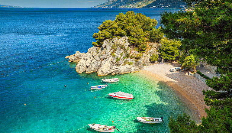 Top Kroatien-Deal: Pine Beach Pakostane in Pakostaneab 576€