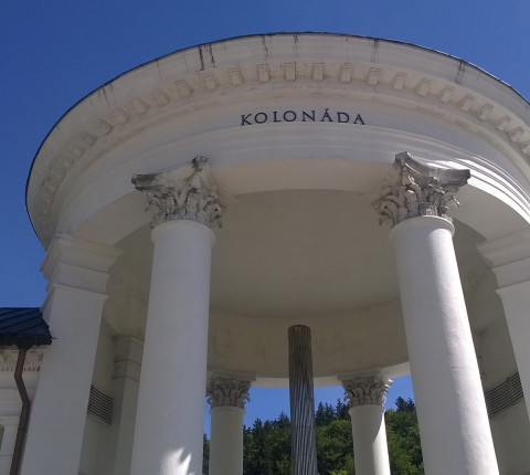 Nahe der Kolonnade am Kaiserwald Marienbad (Mariánské Lázne)