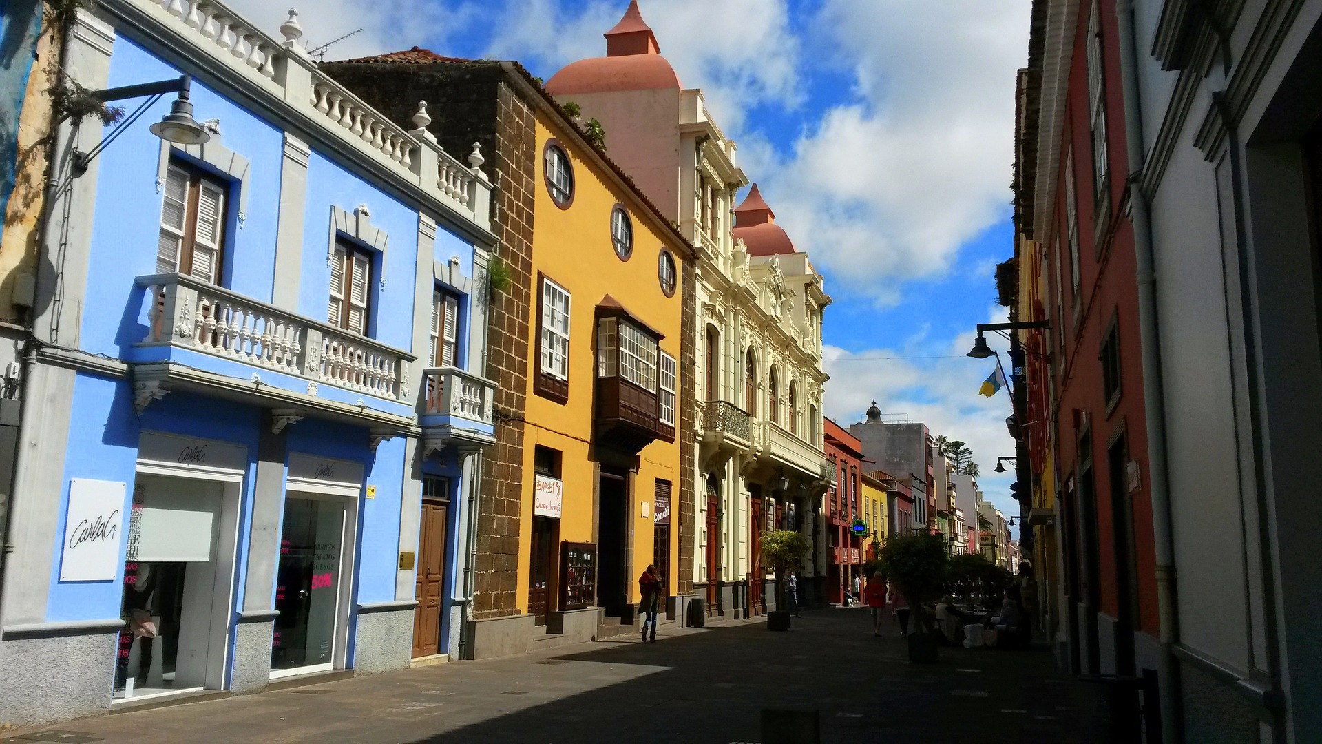 la laguna city tour