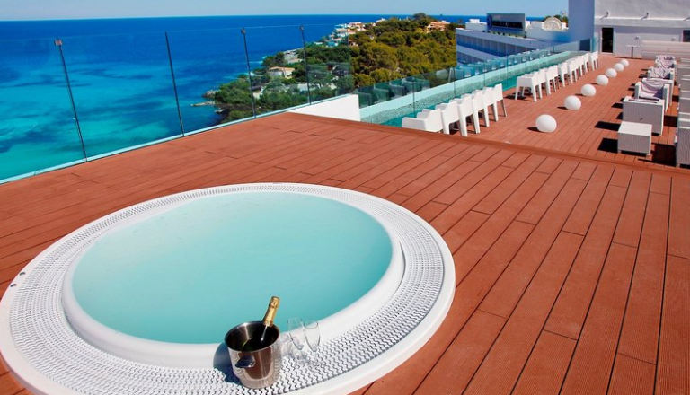 Mallorca Deal Roc Carolina