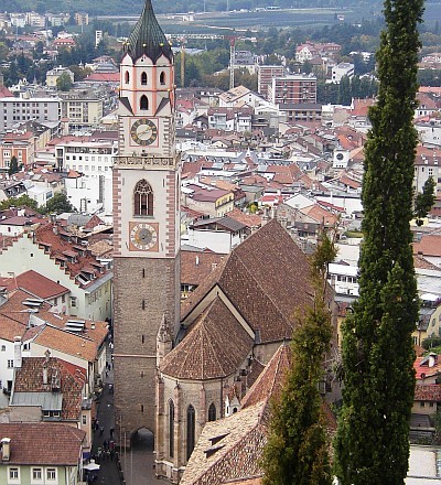 Der beliebte Urlaubsort Meran, Südtirol